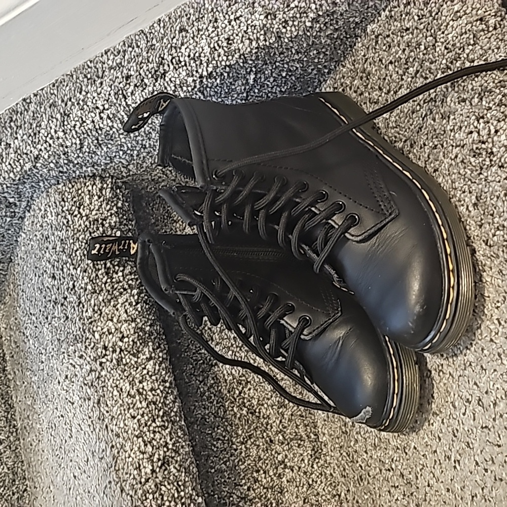 Dr.Martins Kids Shoe